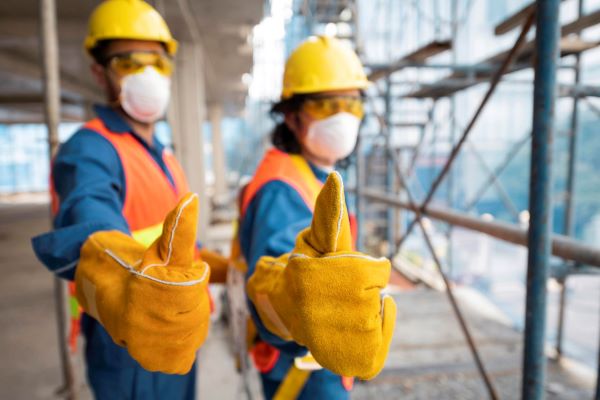 side-view-employee-with-safety-equipment